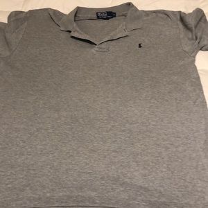 Men’s medium polo